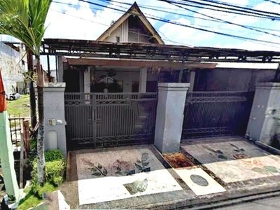 Rumah Hitung Tanah di Petemon Surabaya