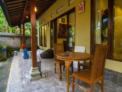 Rumah komersial di Ubud hanya 2 kilometer dari Ubud Center Bali