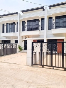 Rumah Siap Huni 4 Kamar di dalam Perumahan Kodau Jatiwarna Pondok Gede