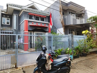 Rumah siap huni bagus dan rapih di Taman Surya 5, kode 0067 KIMTAT