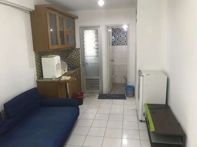 SEWA - Apartemen 2 Kamar Semifurnished di Gading Nias Tahunan Lt 5