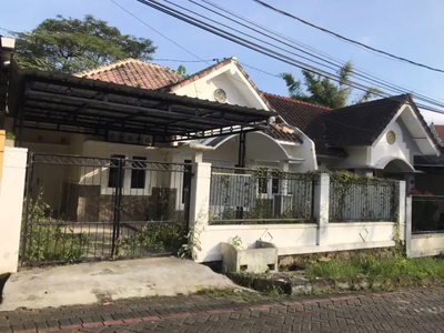 Di jual rumah murah di tirtasani karangploso luas 194