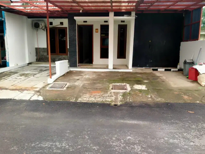 Di sewakan Rumah di cluster mahoni Bumi Panyawangan