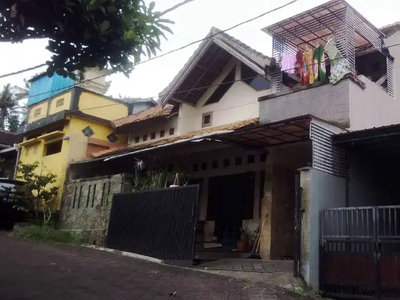 Dijual (Nego) Rumah Vila Asri Lokasi Strategis Denpasar Bali