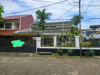 Dijual Rumah Luas Murah di komplek Jatiwaringin Bekasi Strategis Tol
