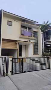 Dijual rumah sudah renovasi dan siap huni cibubur residence