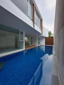 Rumah 3 Lantai di Pondok Indah Brand New With Lift and Private Pool