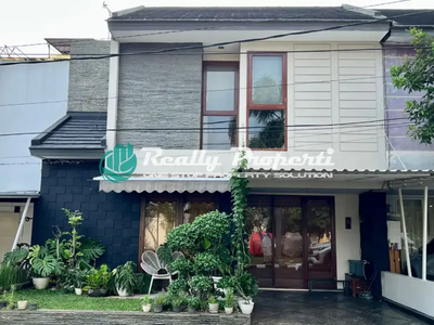 Rumah Cluster Semi Furnished Anti Banjir di Jatiwaringin Jual Murah