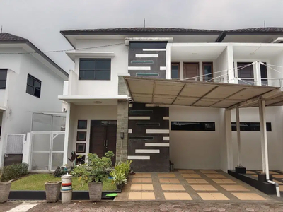 Rumah Modern 2 Lt Siap Huni Di Jl Pesantren Cibabat