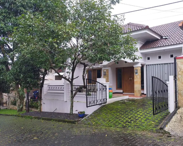 dijual cepat rumah mewah di banyumanik mega resident siap huni