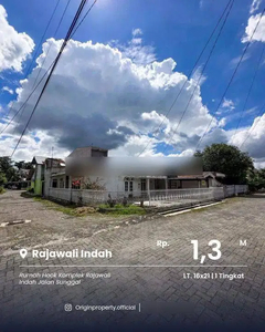 Dijual Cepat Rumah Mewah Komplek Rajawali Indah Jalan Sunggal