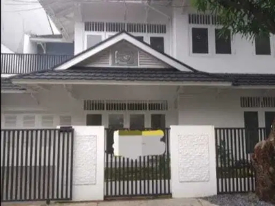 DiJual Rumah 2 Lantai Besar & Nyaman di Jati Pulo Gadung Jakarta Timur