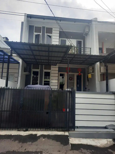 Dijual Rumah 2Lantai Minimalis Semi Furnished di Kelapa Gading Jakarta