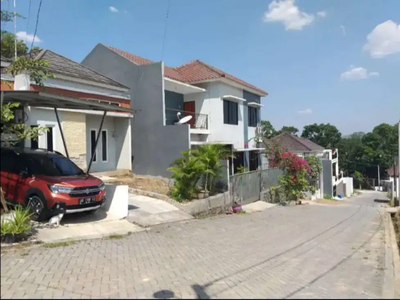 Dijual Rumah Cantik Murah Di Banyumanik