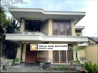 Dijual Rumah di pinggir jln raya selangkah ke MRT di Gandaria