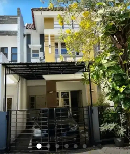 Dijual rumah kebonsari surabaya