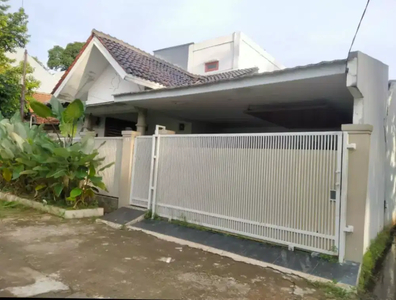 Dijual rumah second 144m² Tole Iskandar Sukmajaya Depok