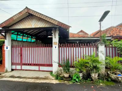 Dijual Rumah Standard Di Mampang Prapatan Jakarta Selatan