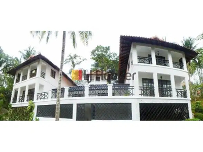 Dijualkan Villa Furnished 3 Lantai Siap Huni Dan Investasi Di Nongsa P