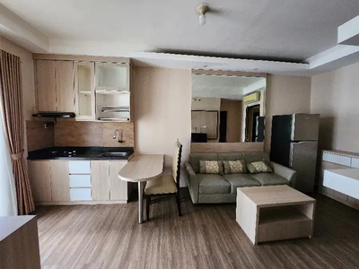 Disewakan 2 Bedroom Cantik bersih Furnish di Medit 2