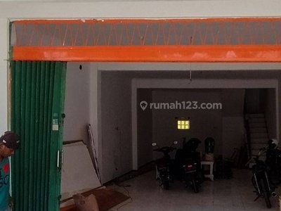 Disewakan Ruko Baru Renovasi Di Jalan Bondowoso Tidar Malang