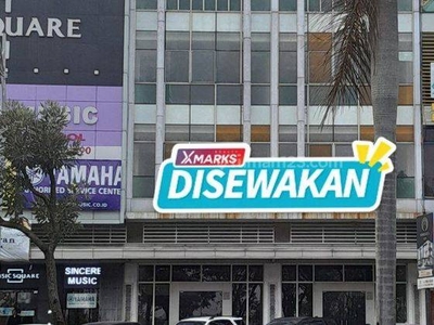 Disewakan Ruko Gandeng 4 Lt di Boulevard Summarecon Bekasi