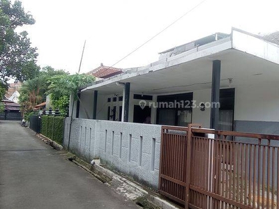 Disewakan Rumah Di Jl. Buah Batu Dalam Cijagra Lengkong Bandung