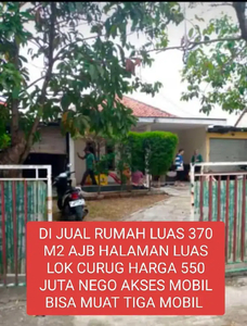 Jual rumah dengan halaman luas lokasi curug tangerang