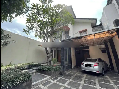 NICE TOWNHOUSE DEKAT PANGERAN ANTASARI DI CIPETE JAKARTA SELATAN