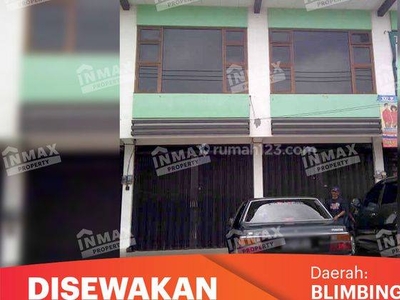 Ruko Luas 82 2 Lantai di A Yani Utara Malang, Parkir Luas