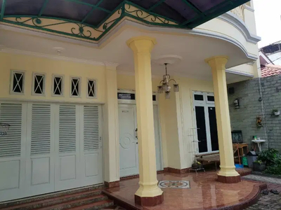 Rumah Bagus Siap Huni 3 Lantai Pamulang Tangerang Selatan Tangsel