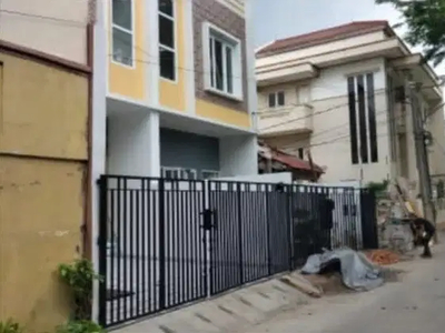 Rumah baru Kelapa Gading BCS 6x12m 2 lantai, jalan 2 mobil