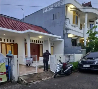 RUMAH GRESS DI JATIWARINGIN