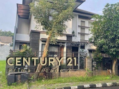 Rumah Mewah Fully Furnished di Menteng Bintaro Tangerang Selatan