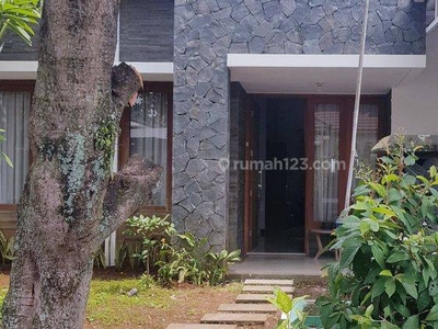 Rumah Mewah Furnished Graha Estetika Tembalang Semarang Dkt Undip