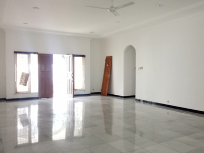 Disewa Luxury house in Kemang area ready for rent