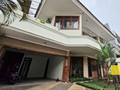 Disewa Rumah di Jl Denpasar, Kuningan, Jaksel, Lokasi strategis