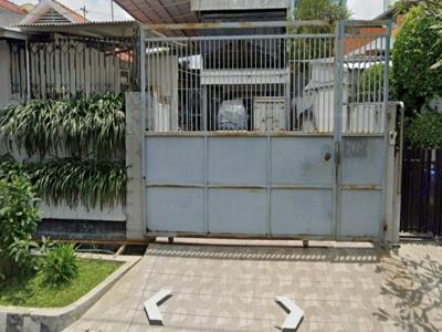 Dijual Rumah Kantor Jalan Kupang Indah - Surabaya- Row Jalan LUAS 3 Mobil - Dekat Akses Tol Satelit