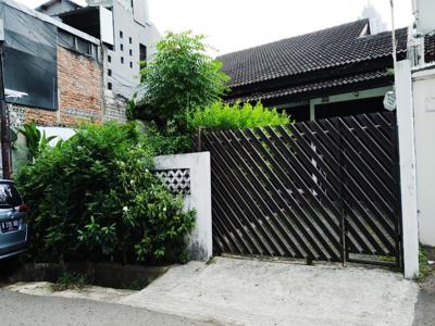 Dijual Rumah Bagus Di Jl Baru Kebayoran Baru, DKI Jakarta Selatan