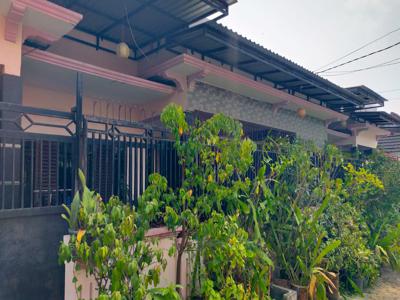 Rumah SHM Bumi Agung Permai 1, Atap Baja Ringan, di Tengah Kota Serang