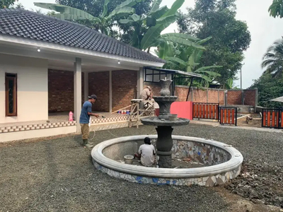 Di jual cepat villa parakan salak 350m²