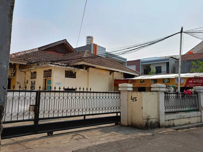 Dijual Rumah Kosan di Jl haji Nawi Dalam Gandaria Selatan Lt 616 m2