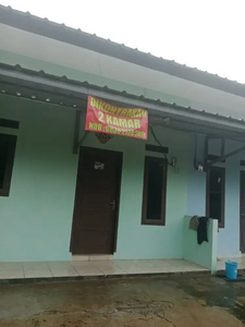 Disewakan bedeng 2 kamar,ada ruang tamu,dapur dan kamar mandi dalam