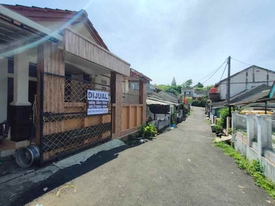 Jual Rumah Luas Di Komplek Cipageran Asri Siap Huni