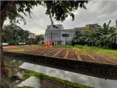 KAVLING LUAS 1642 m2 DI JALAN BIRU LAUT AREA KELAPA GADING