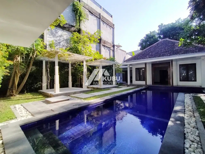 KBP1135 Stunning Villa with a large swimming pool