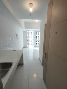 MURAH DISEWAKAN APARTEMEN STUDIO TOKYO RIVERSIDE PIK2