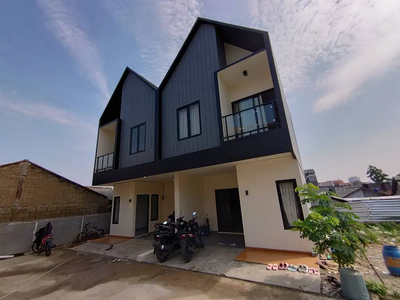 Rumah 2 Lantai Promo Free Biaya Dekat Kampus UPJ Bintaro