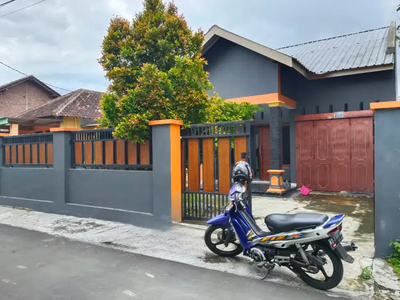 Rumah gagak sipat 190Mt, 4Kt, 2Km, siap huni, ngemplak, boyolali