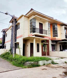 Rumah Siap Huni Area Panakkukang Di Perumahan De Boulevard
